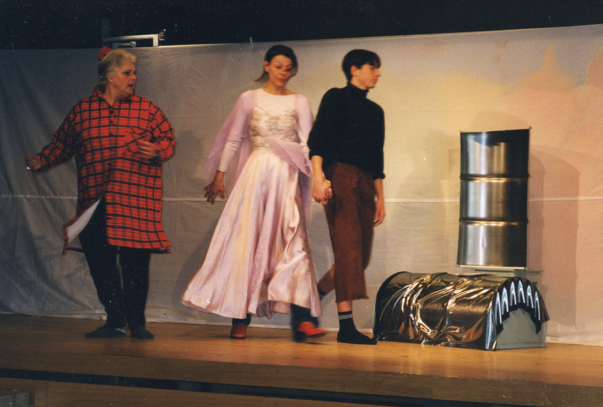 Die Gänsemagd, 1999